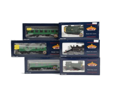Bachmann OO Gauge Locomotives and Southern Region Coaches, comprising 31-452C Ivatt 2-6-2T in BR black, Diesels 31-337 class 