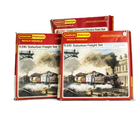 Hornby Margate OO Gauge Steam Train Sets, RS616 Ticket-Operated Electric Train Set including additional station, ticket, plat