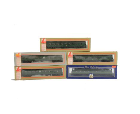 Lima OO Gauge BR-type DMU set and 'Bubble-Car', comprising a 4-car unit in BR green with end cars 51430/2 and two centre cars