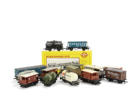 OO Gauge Locomotive/Rolling Stock Spares Motors and Electrical Accessories by Hornby and other makers, including part built N