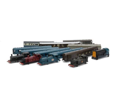 Wrenn Hornby and Tri-ang OO Gauge Locomotives and Coach bodies, Wrenn, blue ESSO tank (1) and repainted black tank body (1), 