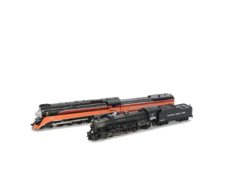 Bachmann HO Gauge American Steam Locomotives and Tenders, 11302 Southern Pacific Daylight Livery orange, red and black 4-8-4 