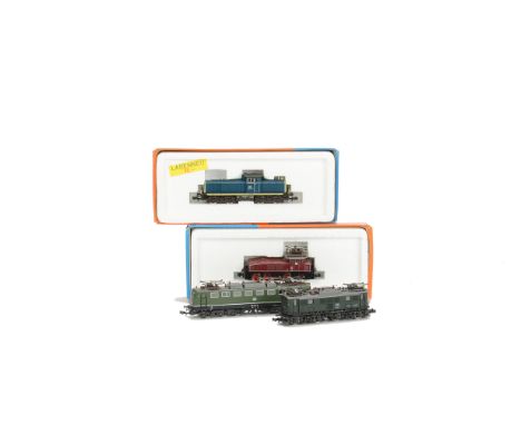 Roco N Gauge DB Diesel Electric Pantograph Locomotives, 23256 blue 290-200-5 Diesel shunter, 23247 maroon 0-6-2 Electric Shun