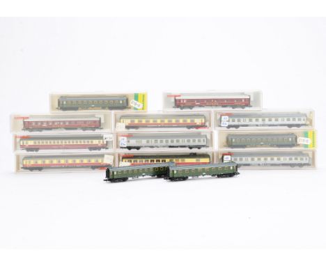 Fleischmann Minitrix and other makers N Gauge Continental Coaches, including Fleischmann DB cream and red (4), maroon Mitropa