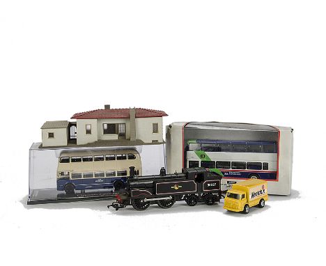 Tri-ang OO Gauge M7 and other items, BR black M7 30027, G, lacks one step, 0-6-0 chassis, P, various coach figures and fittin