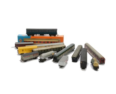 Continental HO Gauge Rolling Stock by various makers, including Märklin, Fleischmann, Lima, Liliput and many others, represen