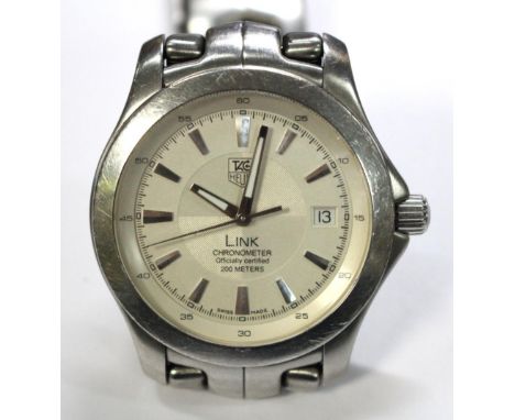 Tag Heuer - a Gentleman's steel cased Link chronometer, the silvered dial applied with baton numerals, centre sweep seconds, 