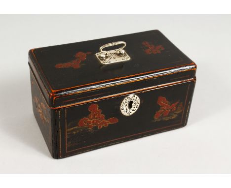 A REGENCY BLACK LACQUER TEA CADDY, with hinged lid and two divisions with Oriental design. 6.5ins.