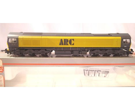 Lima class 59 diesel, 59103, Village of Mells, ARC Livery. Excellent condition, box with wear. P&amp;P Group 1 (£14+VAT for t