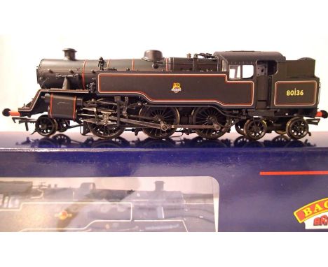 Bachmann 32 355 standard class 4 tank, 80136 Black Early Crest. Excellent condition, non runner, box with wear. P&amp;P Group