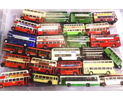 Twenty five unboxed OOC and EFE buses and coaches, OO scale. Mostly good condition. P&amp;P Group 3 (£25+VAT for the first lo