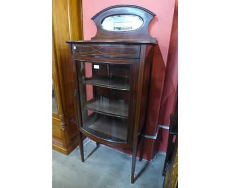 An Edward VII inlaid mahogany bow front display cabinet, 150cms h, 64cms w, 40cms d 