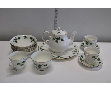 A ColClough part tea service 'Ivy Leaf' 
