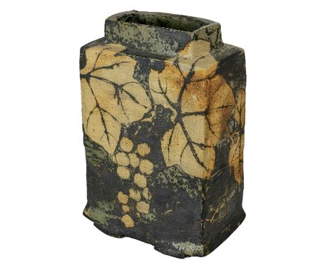 Miyake YOJI (1950) Vessel Ceramic, height 32cm.The estate of Michael Beard. Ceramics expert with Earle D. Vandekar of Knights