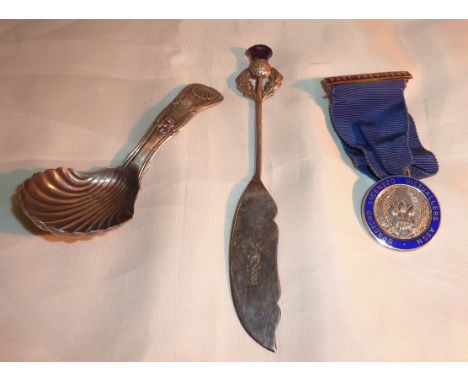 Silver caddy spoon with shell shaped bowl and king pattern handle, silver plated knife with thistle finial and a 'Bradford Li