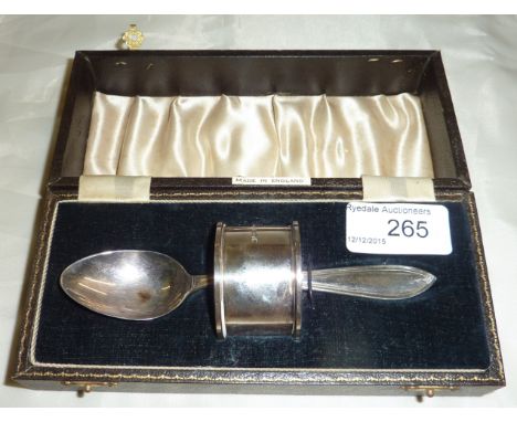 Cased silver spoon and napkin ring 