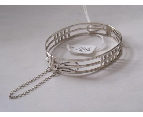 CARRICK JEWELLERS - Rennie Mackintosh style silver bangle 14.5g       