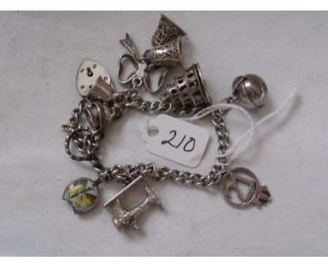 Vintage silver charm bracelet 38.5g     