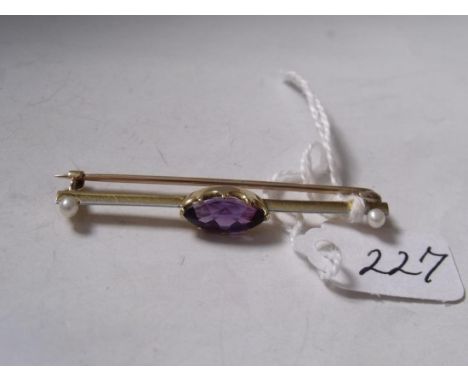 A vintage 15ct gold amethyst & pearl bar brooch 5cm long        
