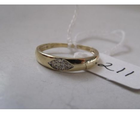 9ct band ring set with a small diamond cluster approx size 'M'        