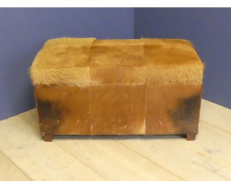 Modern trunk with removable lid, covered in a fur style fabric 84L cm 