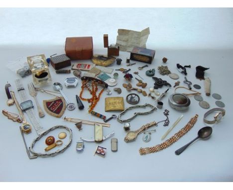 A jade pendant; eight various wristwatches; a watch ring, Regency; a miscellaneous collection of watch keys; a travelling ink