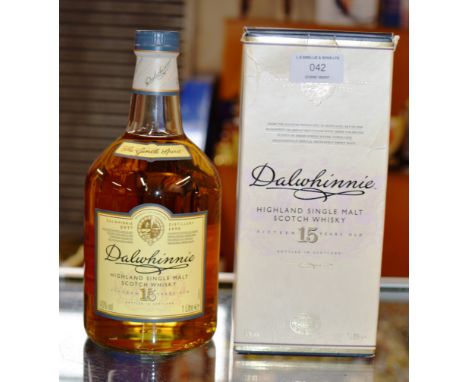 DALWHINNIE 15 YEAR OLD HIGHLAND SINGLE MALT SCOTCH WHISKY, WITH PRESENTATION BOX - 1 LITRE, 43% VOL     