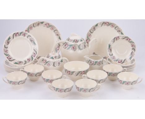 A Susie Cooper Art Deco pottery tea service for 8 people.
