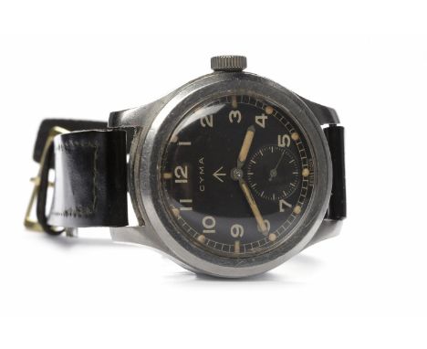 GENTLEMAN'S CYMA MILITARY ISSUE STAINLESS STEEL MANUAL WIND WRIST WATCHthe round black dial with Arabic numerals in white, su