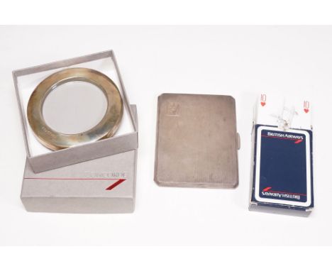 A small group of mixed collectables to include a fully hallmarked sterling silver cigarette case together with a hallmarked s