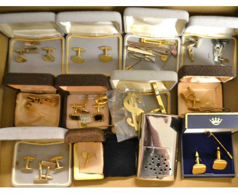 Gentlemen's accessories - Cufflinks; tie-pins and clips; studs; mostly boxed.