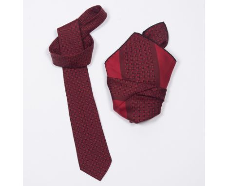 Hermès. Paris. Tie and scarf set in natural silk.Vintage.