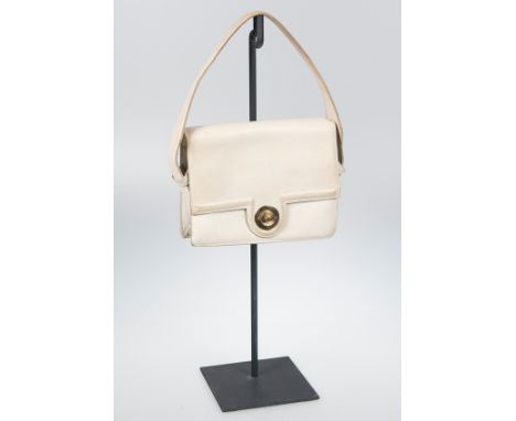 Hermès. Paris. White leather "Princesse" bag with&nbsp;silvered&nbsp;trimmings. Circa 1950 - 1960.&nbsp;Very well worn.Vintag