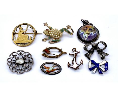 A collection of assorted enamel, butterfly wing and vintage brooches 