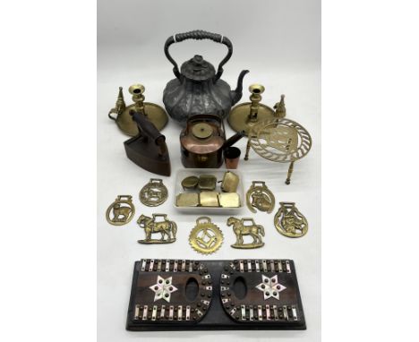 An assortment of vintage Pewter, Copper and Brass items - Candlestick holders, kettles, Horse brasses etc along with a Coroma