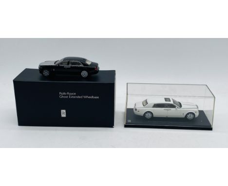 A cased Kyosho Rolls Royce Phantom Extended Wheelbase die-cast car (no box), along with a boxed Rolls Royce Ghost EWB in blac