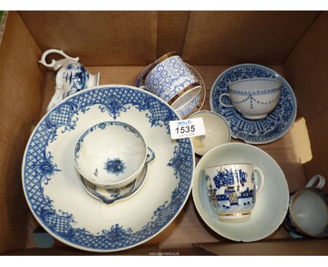 A small quantity of an extensive study collection of 18th century porcelain, Chinese and English blue and white, mostly damag