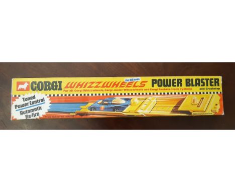 Corgi Whizzwheels 761 Power Blaster and Crashstop, boxed, good condition and a Corgi Whizzwheels No. 752 14ft Whizztrack and 