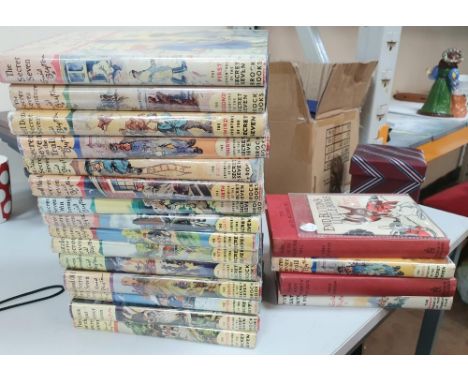 Complete set of Enid Blyton "Secret Seven" books, circa 1960, published by Brockman Press, all hardback complete with dust co