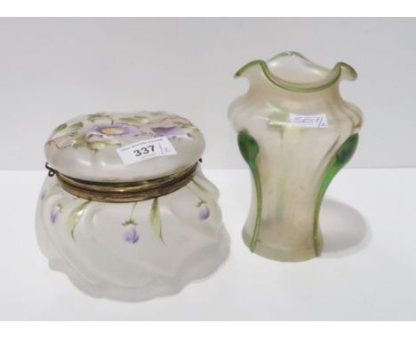 An enamel painted glass pot with hinged cover, painted with flowers and foliage together with a Art Nouveau glass vase, 16cm 