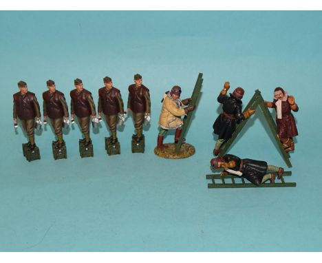 Thomas Gunn Miniatures,&nbsp;five 1/30 scale GW085&nbsp;Aircraftsman Lawrence figures and four figures of pilots on ladders, 
