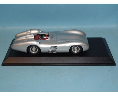 CMC Models, 1/18 scale Mercedes-Benz W196R, (no tag, with plastic display case, no box). 