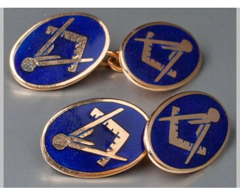 A PAIR OF 9CT YELLOW GOLD CUFFLINKS, with enamel insignia of a Masonic emblem, 6.4g, (2).