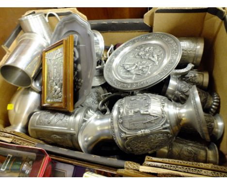 A TRAY OF MODERN AND VINTAGE PEWTER TO INCLUDE A LARGE STAR TREK TANKARD, ZINN BECKER CUPS, SKS PEWTER ETC.   