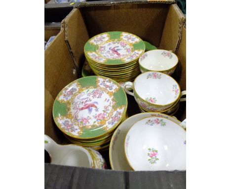 A TRAY OF VINTAGE MINTONS CHINA TO INCLUDE TRIOS 