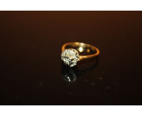 A HALLMARKED 18CT GOLD DIAMOND RING SIZE K APPROX WEIGHT - 3.1G