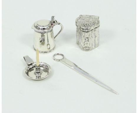 A miniature or toy silver tankard, Birmingham 1947, a miniature chamberstick, a small Continental silver box and miniature me