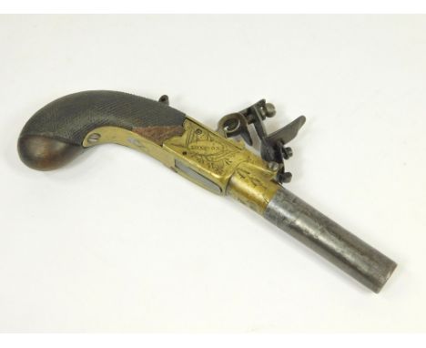POCKET PISTOL. A late 18th/early 19th century flintlock pocket pistol by Bond, London. 6cm steel barrel & brass engraved casi