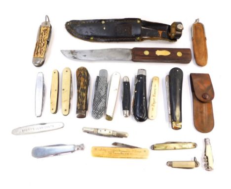 A group of penknives, comprising two horn handled penknives, three ivory finish fruit knives, mother of pearl handled fruit k