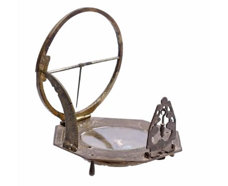 Copper hexagonal compass/sundial, ca. 1800, 7.5x7 cm